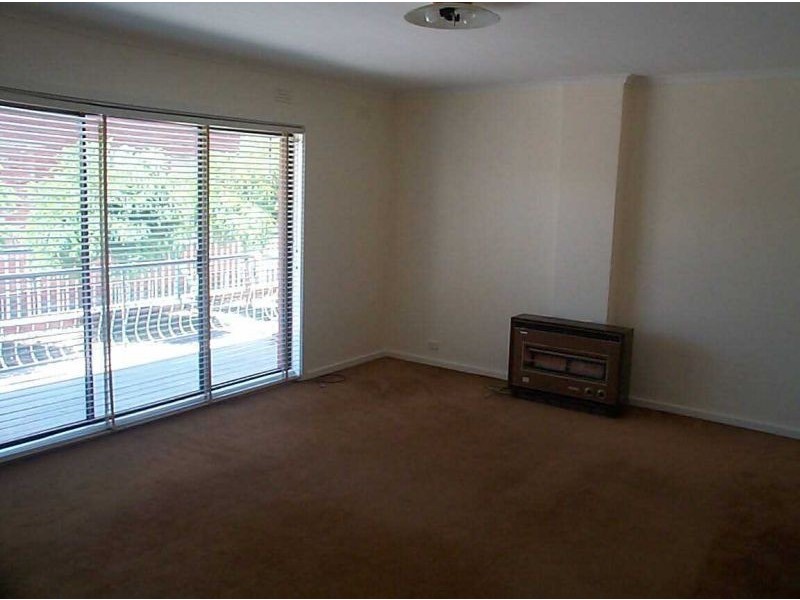 2/20 Dene Avenue, Malvern East VIC 3145