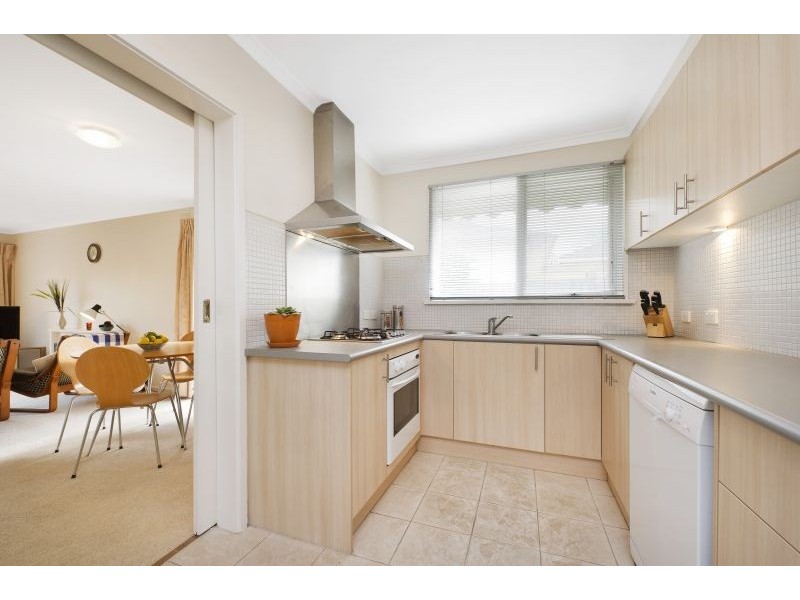1/15 Iris Road, Glen Iris VIC 3146