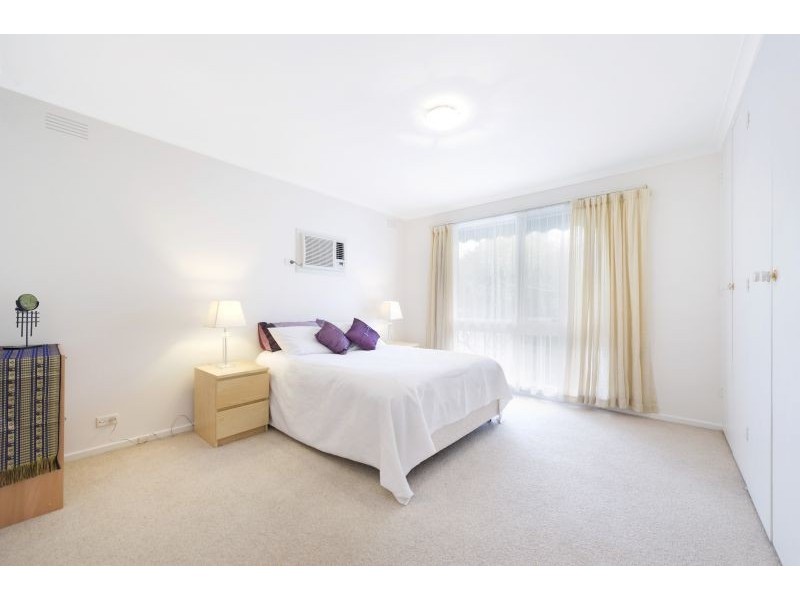 1/15 Iris Road, Glen Iris VIC 3146