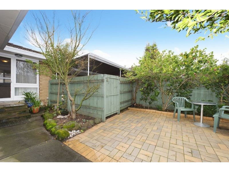 1/15 Iris Road, Glen Iris VIC 3146