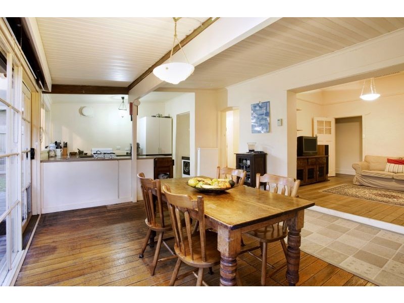 32 Foster Avenue, Glen Huntly VIC 3163