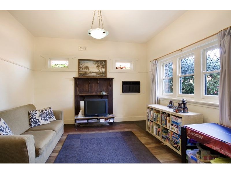 32 Foster Avenue, Glen Huntly VIC 3163