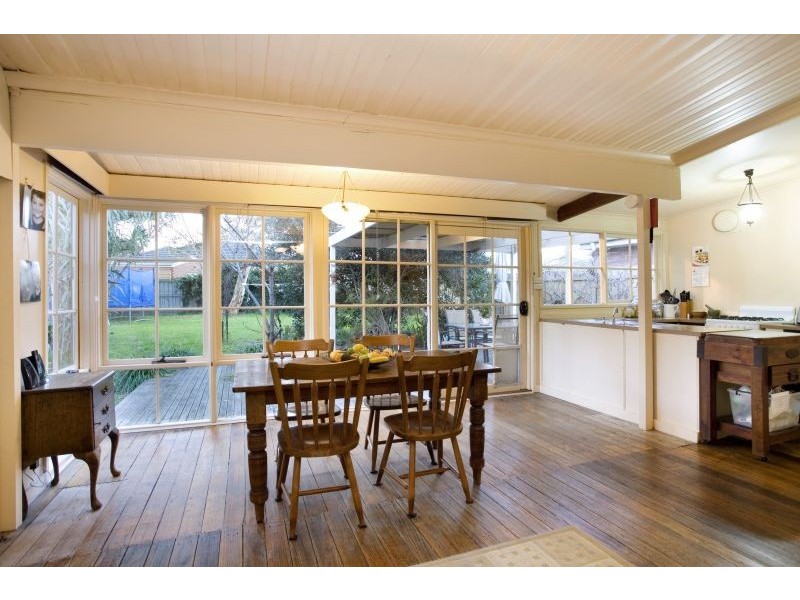 32 Foster Avenue, Glen Huntly VIC 3163