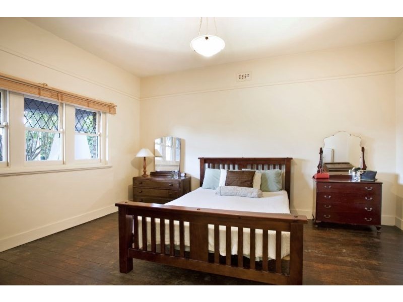 32 Foster Avenue, Glen Huntly VIC 3163