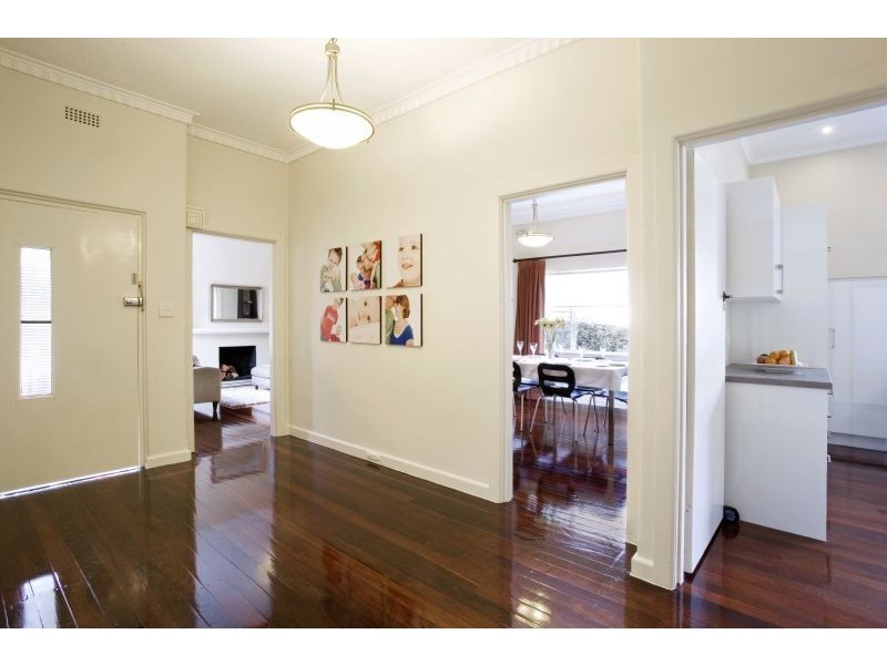 54 Celia Street, Glen Iris VIC 3146