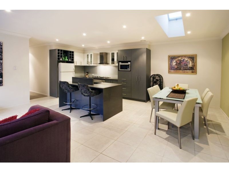 2 Rodway Court, Burwood VIC 3125