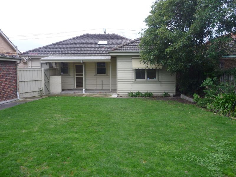 28 Midlothian St, Malvern East VIC 3145