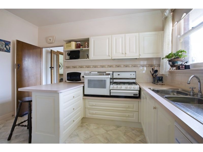 17 Vears Road, Ashburton VIC 3147