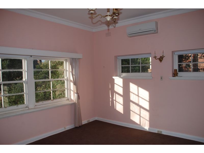 71 Mont Albert Rd, Canterbury VIC 3126