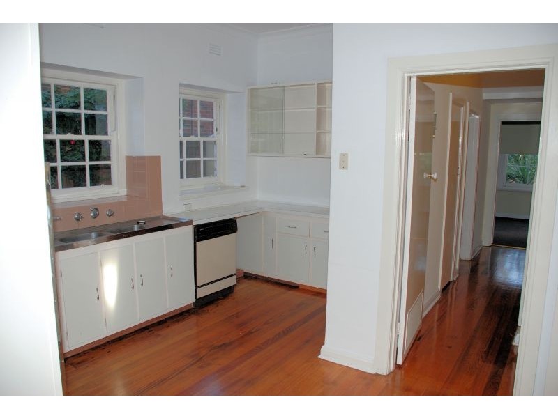 71 Mont Albert Rd, Canterbury VIC 3126