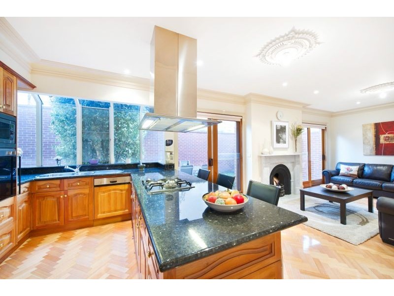 3/211 Highfield Road, Camberwell VIC 3124