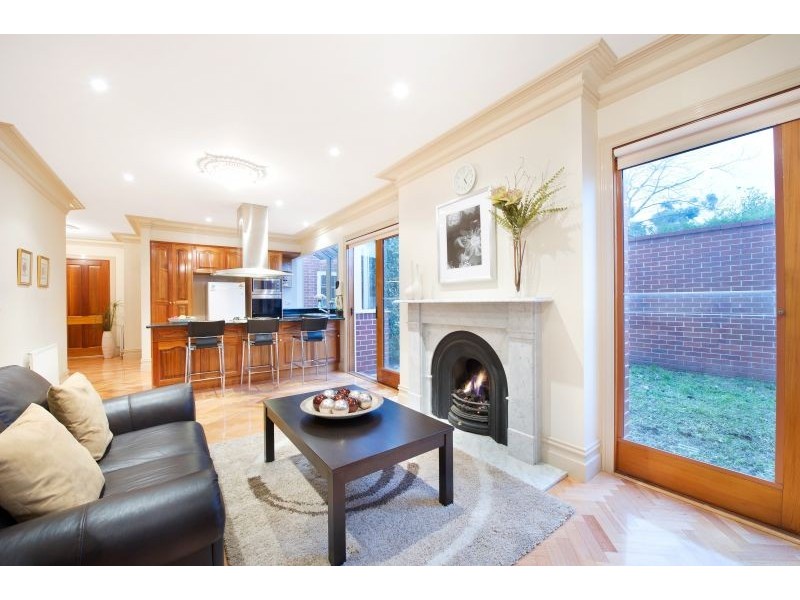 3/211 Highfield Road, Camberwell VIC 3124