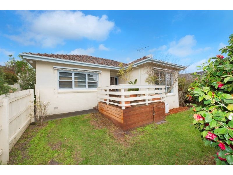 1/24 Edwards Street, Burwood VIC 3125