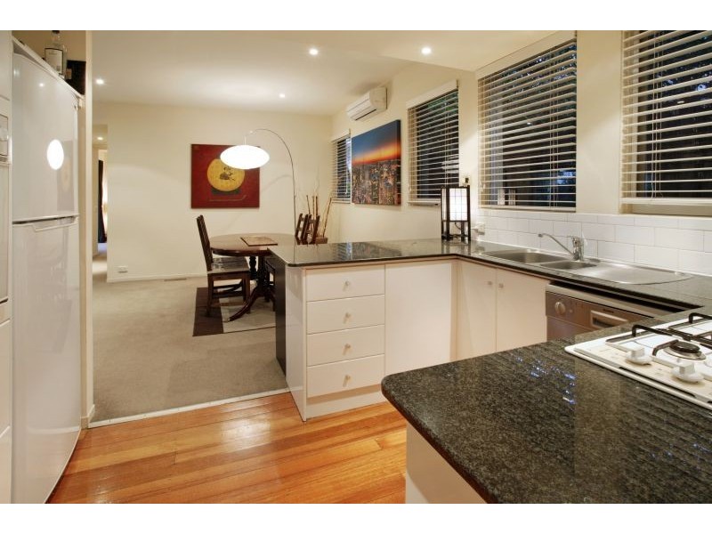 53 Cairnes Crescent, Malvern East VIC 3145