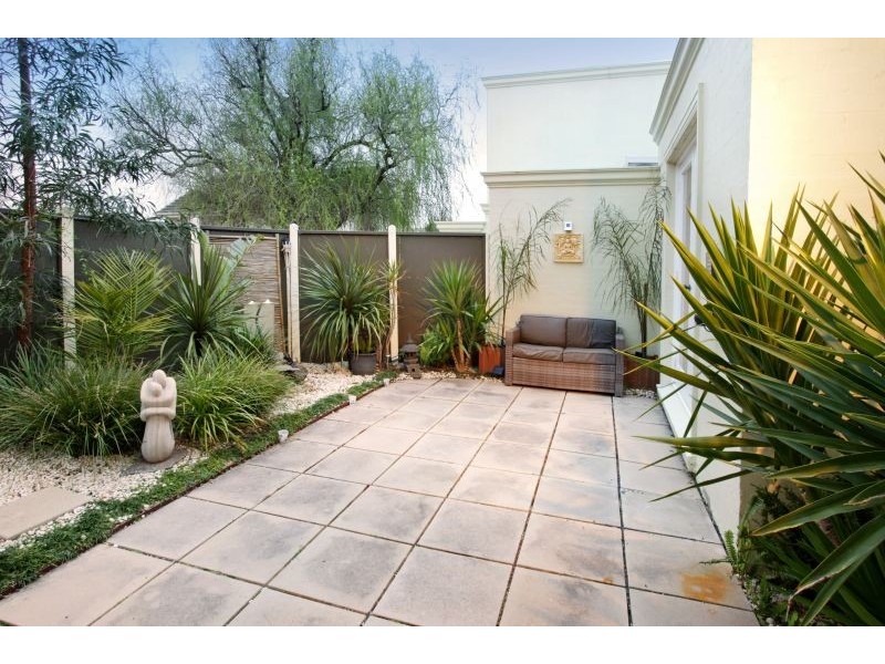 53 Cairnes Crescent, Malvern East VIC 3145