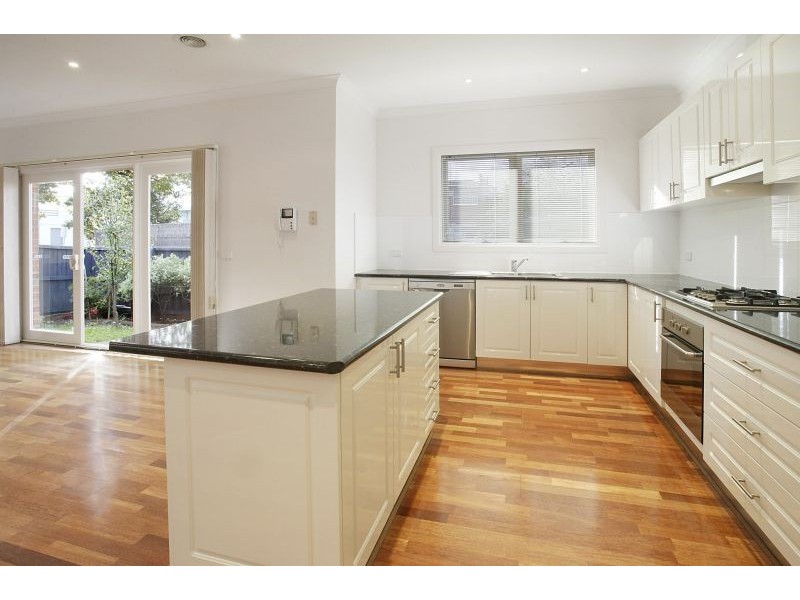 2/22 Terminus Lane, Malvern East VIC 3145