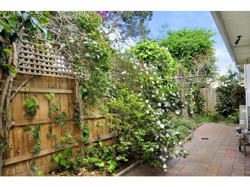 2/10 Lithgow Street, Glen Iris VIC 3146