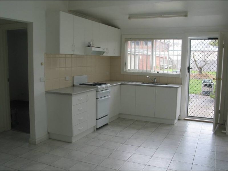 76 Drummond Street, Chadstone VIC 3148