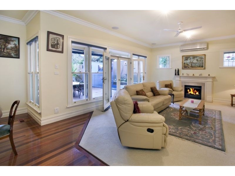 66 Gardiner Parade, Glen Iris VIC 3146