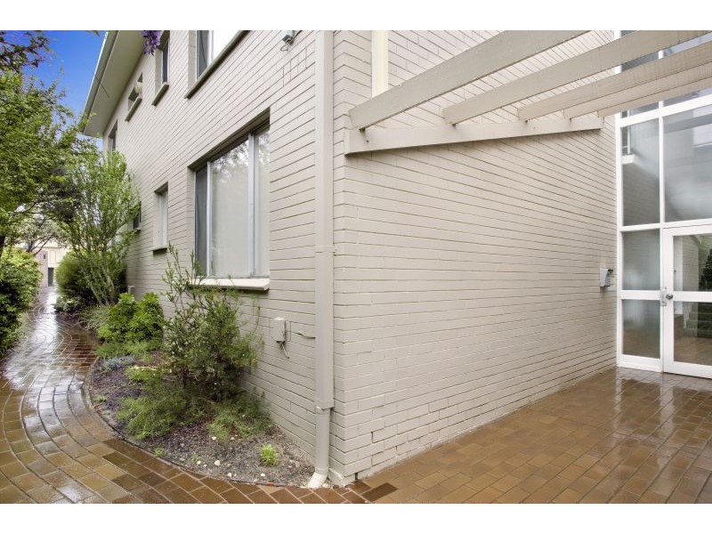 8/31 Osborne Avenue, Glen Iris VIC 3146