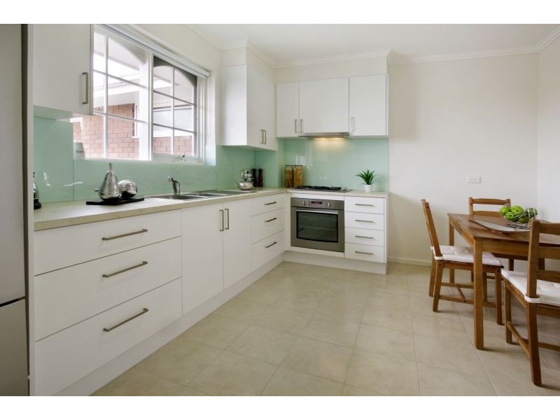 9/2-4 Baker Street, Malvern East VIC 3145