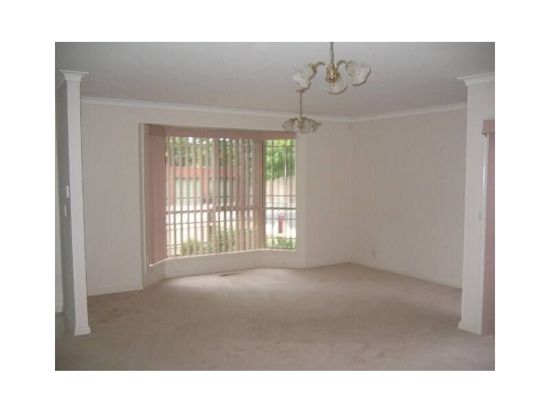 2a Renwick Street, Glen Iris VIC 3146