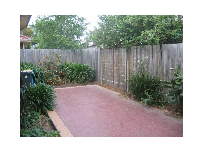 2a Renwick Street, Glen Iris VIC 3146