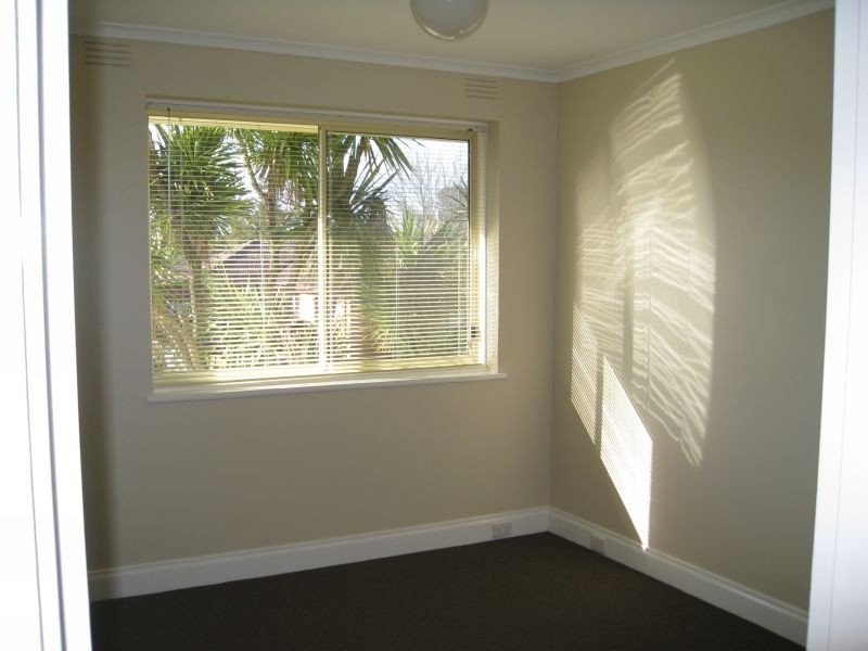 8/12 Brentwood Street, Bentleigh VIC 3204