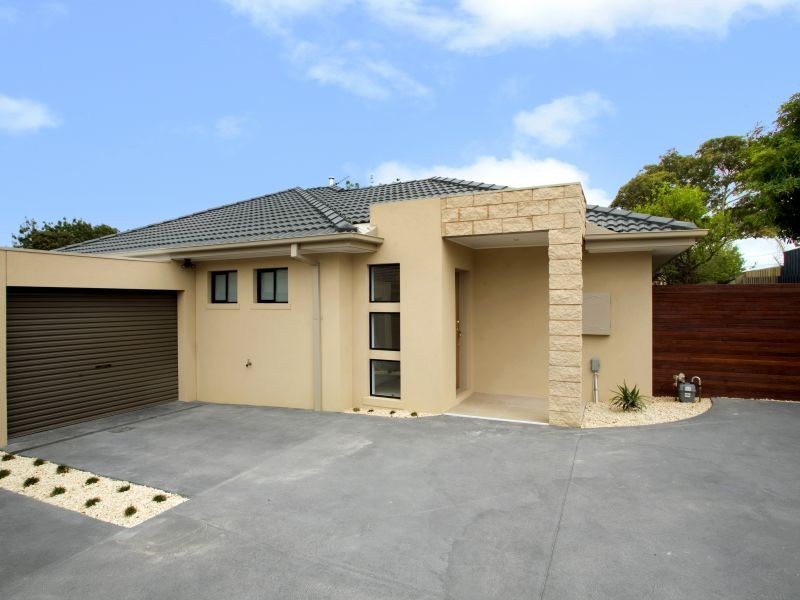 2/1 Peak Street, Malvern East VIC 3145