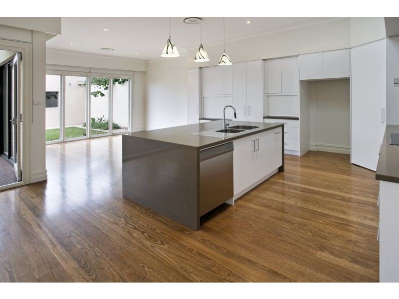 14 Broomfield Road, Hawthorn East VIC 3123