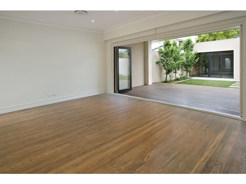 14 Broomfield Road, Hawthorn East VIC 3123