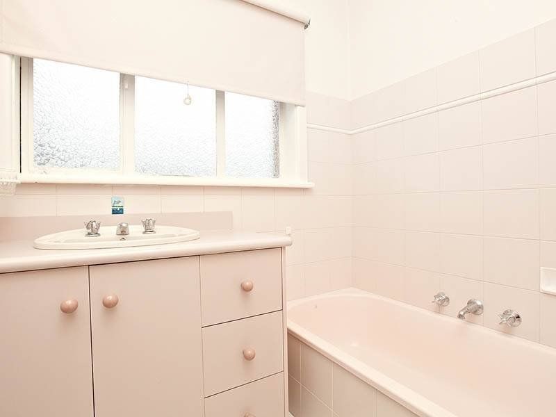 9 Carlyle Street, Ashwood VIC 3147