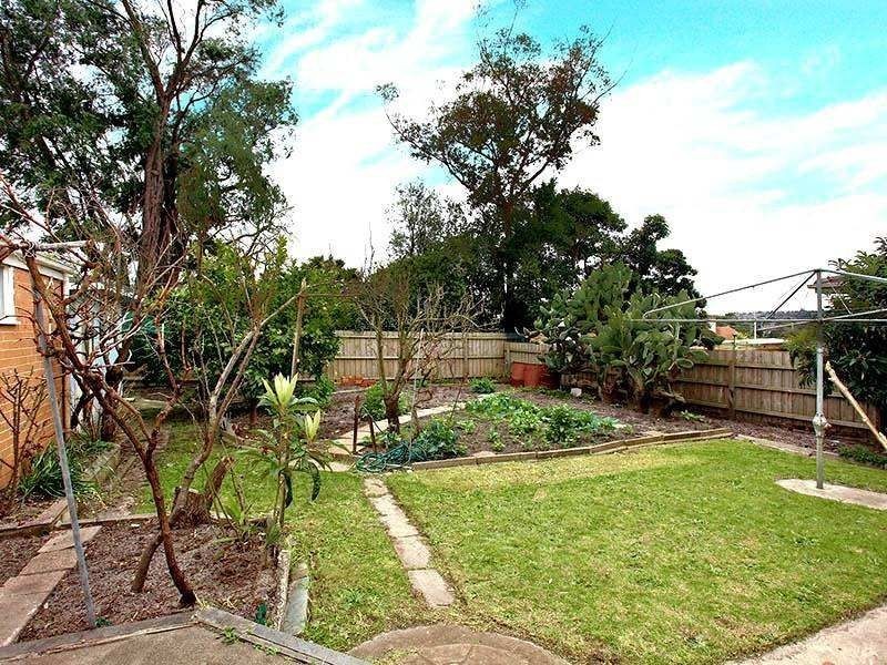 9 Carlyle Street, Ashwood VIC 3147