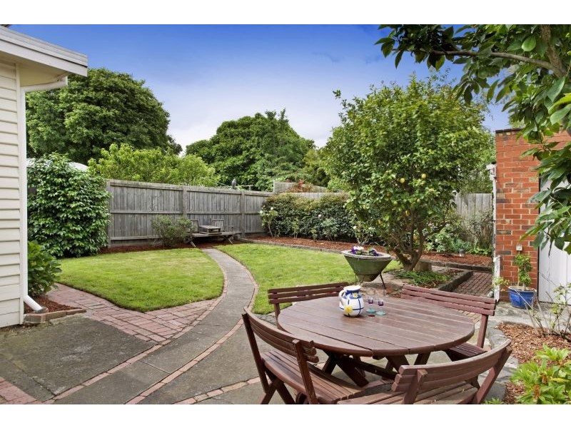 14 Eleanor Street, Ashburton VIC 3147