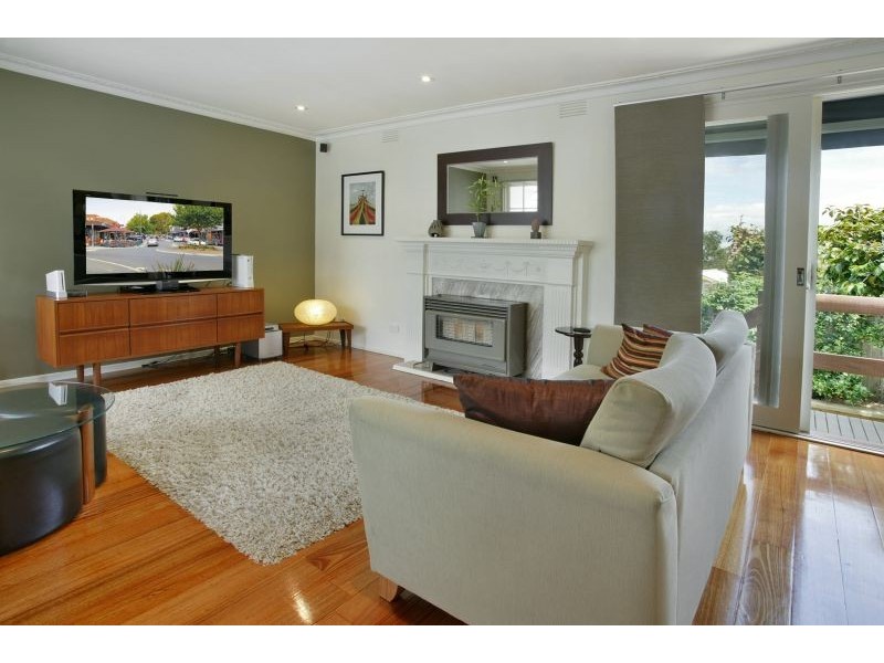 4/100 Warrigal Road, Surrey Hills VIC 3127