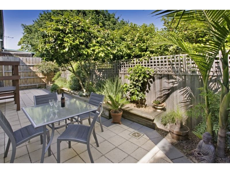 4/100 Warrigal Road, Surrey Hills VIC 3127