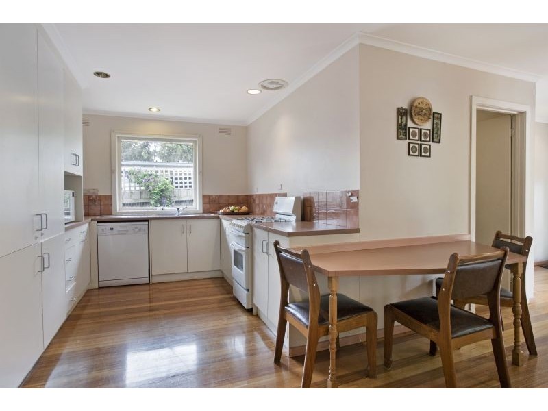 8 Karma Avenue, Malvern East VIC 3145
