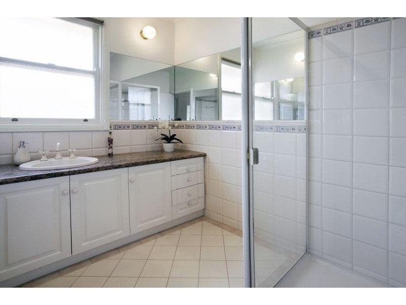 13 Karnak Road, Ashburton VIC 3147