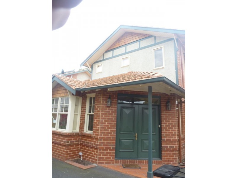 2/33 Peate Avenue, Glen Iris VIC 3146