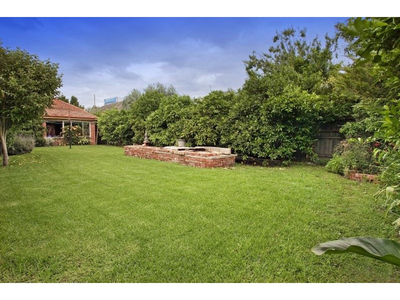 1047 Dandenong Road, Malvern East VIC 3145