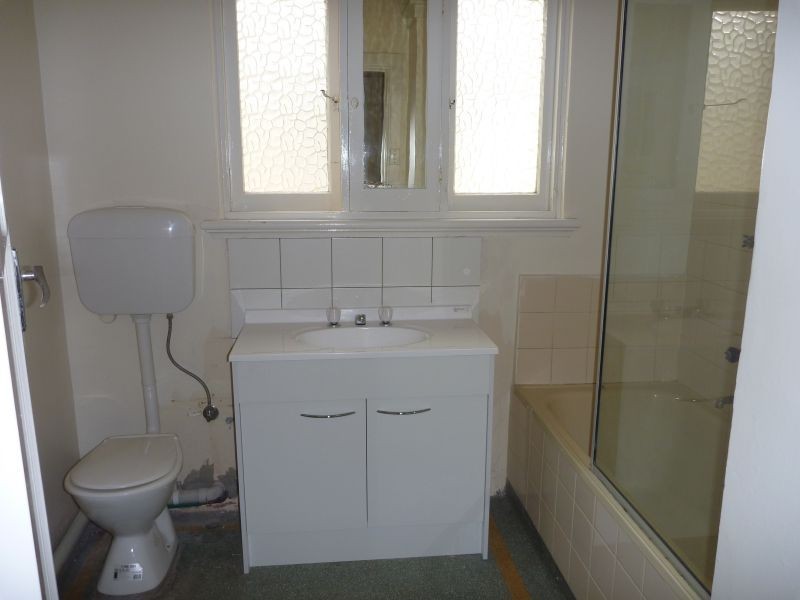 2/14 Ellesmere Road, Prahran VIC 3181