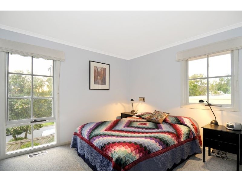 17 Sunhill Road, Glen Iris VIC 3146