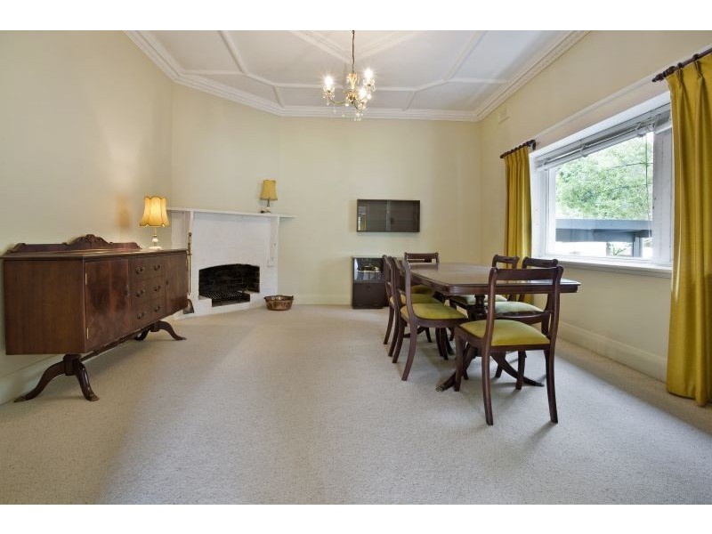 1687 Malvern Road, Glen Iris VIC 3146