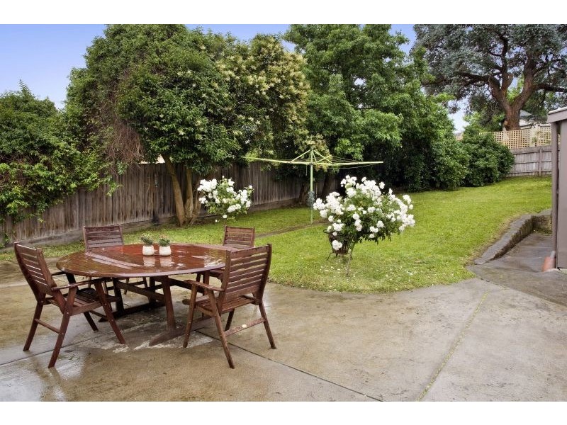 11 Leonard Street, Ashwood VIC 3147