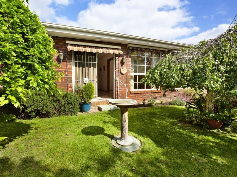 1/10 Johnston Street, Ashburton VIC 3147