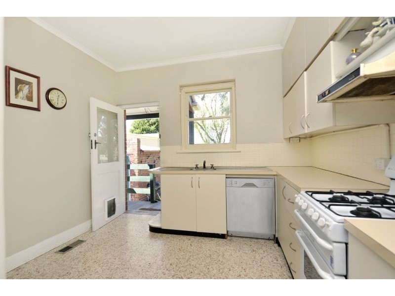 4 Melrose Avenue, Malvern East VIC 3145