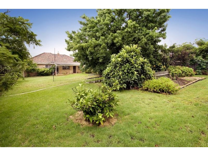 1 Montrose Street, Ashwood VIC 3147