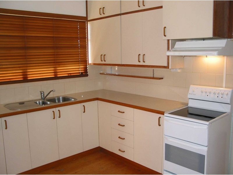 1/18 Nyrang Street, Chadstone VIC 3148