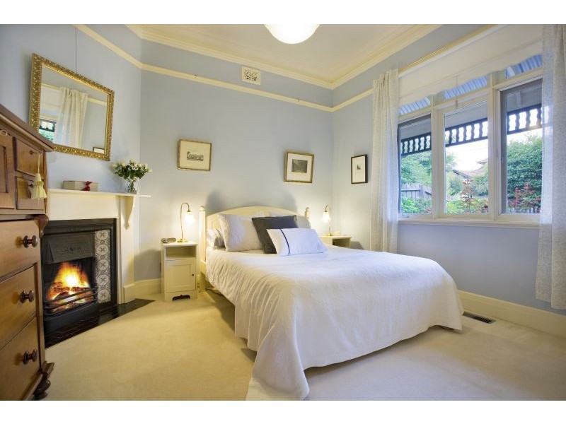 30 Aintree Road, Glen Iris VIC 3146