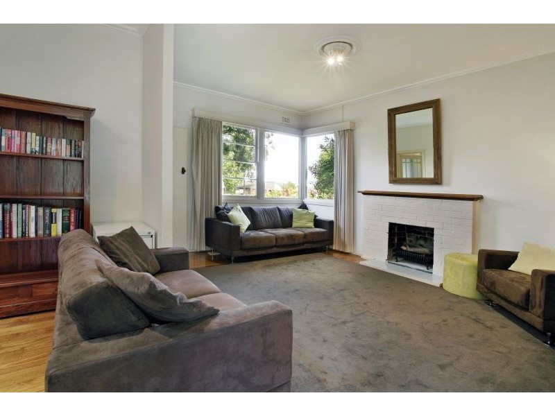 113 Victory Boulevard, Ashburton VIC 3147